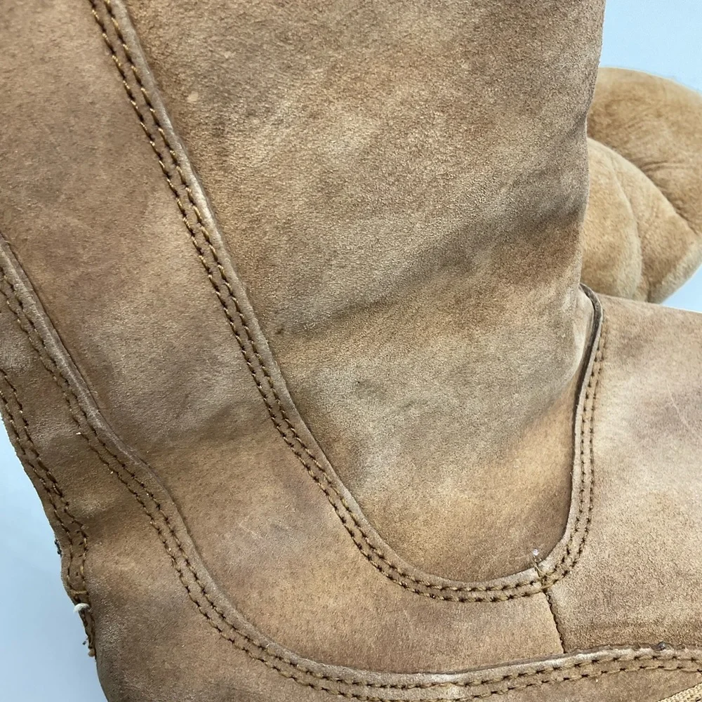 UGG MISMATCHED‎ BOOTS